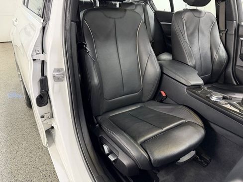 Used 2018 BMW 330i xDrive Sedan image 24