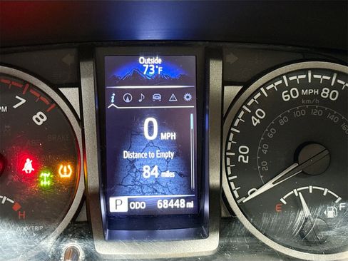 Used 2021 Toyota Tacoma TRD Sport image 12