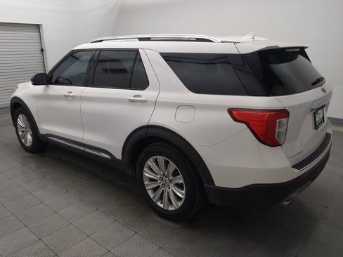 Used 2020 Ford Explorer Limited RWD image 3