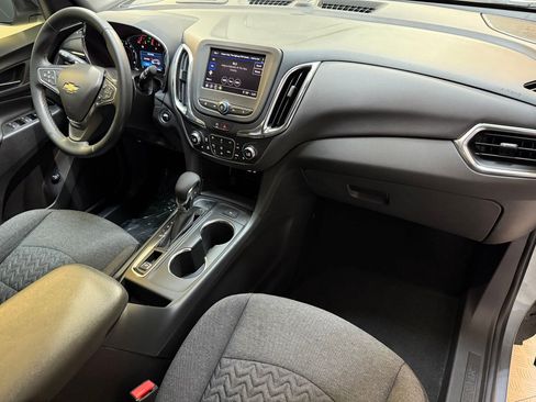 Used 2024 Chevrolet Equinox LT image 45