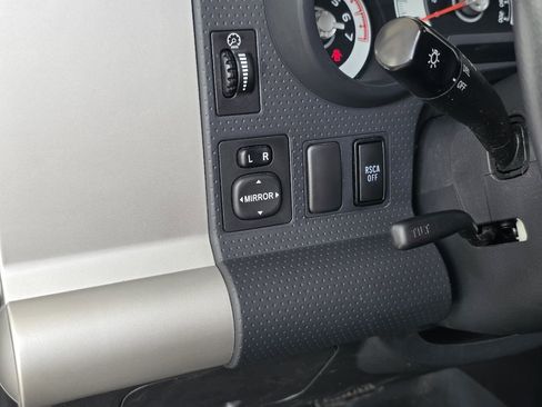 Used 2013 Toyota FJ Cruiser 4WD w/ Upgrade Pkg image 20