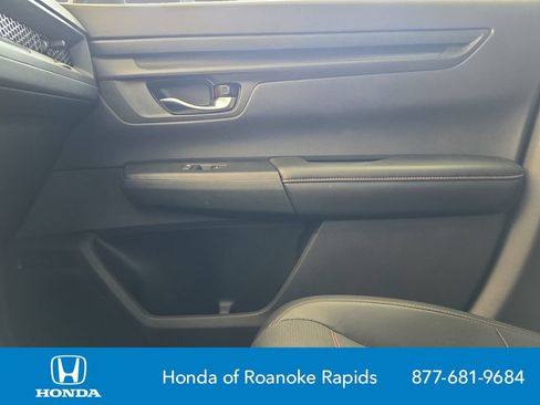 Used 2025 Honda CR-V Sport-L image 25