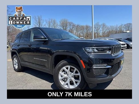 Used 2023 Jeep Grand Cherokee Limited image 1