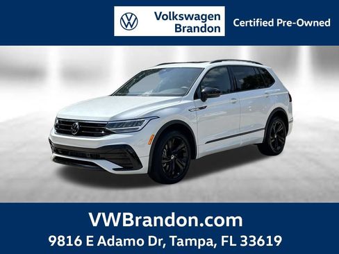 Certified 2023 Volkswagen Tiguan SE R-Line FWD image 1