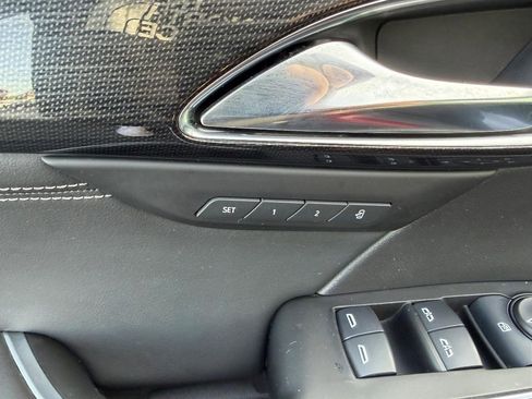 Used 2021 Buick Envision Essence w/ Sport Touring Package image 20