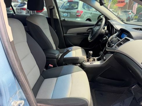Used 2012 Chevrolet Cruze LS w/ Connectivity Package FWD image 29