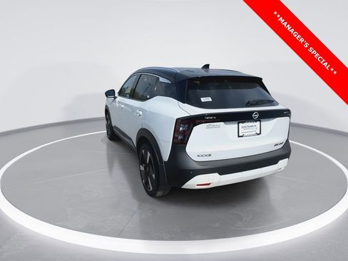 New 2025 Nissan Kicks SR w/ SR Premium Package image 7
