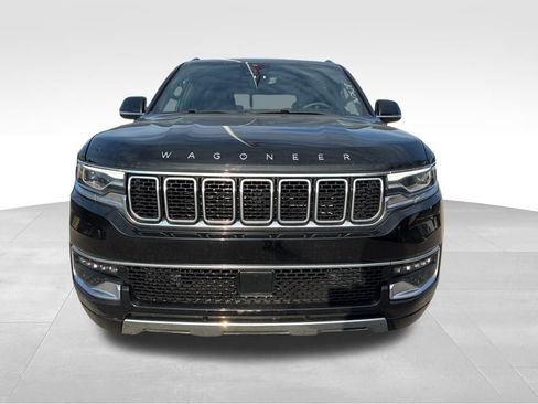 Used 2024 Jeep Wagoneer Series III image 9