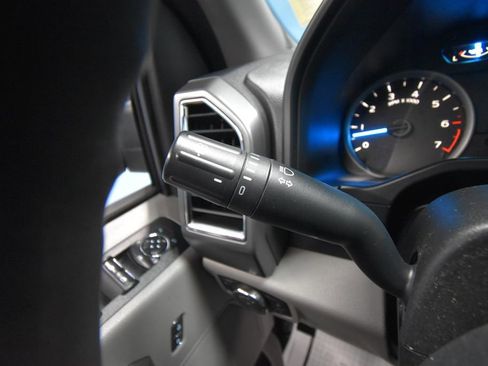 Used 2015 Ford F150 XLT w/ Trailer Tow Package image 13