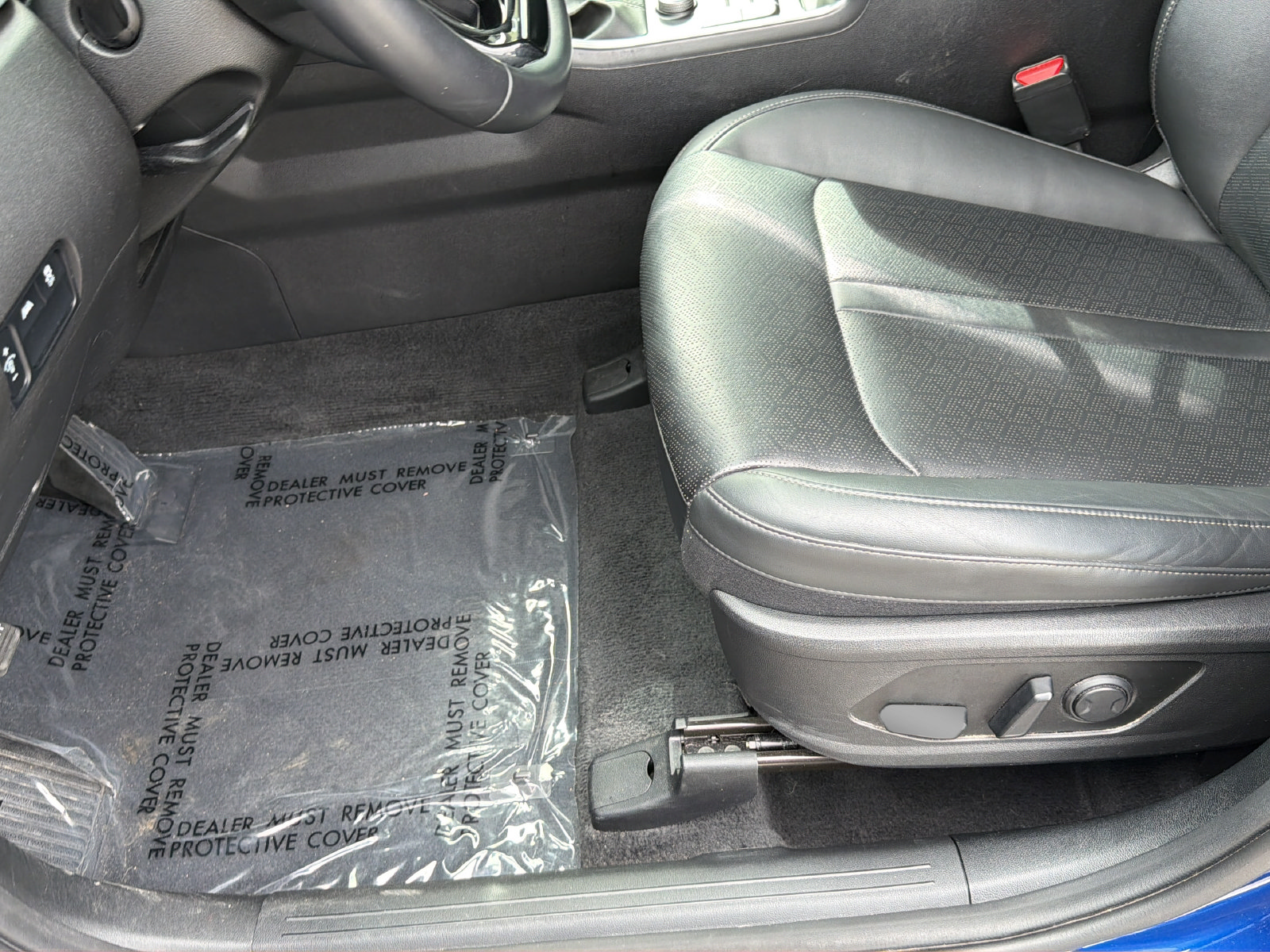 Used 2023 Kia Sorento S FWD image 30