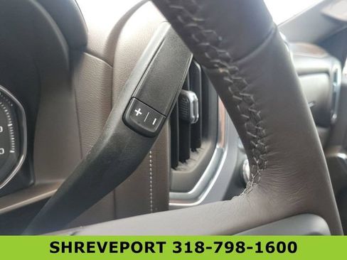 Used 2022 GMC Sierra 1500 SLT AWD/4WD image 16