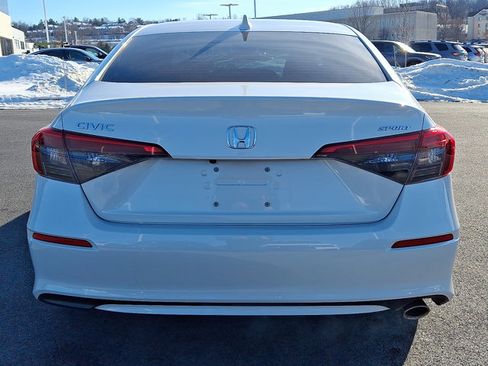 Certified 2024 Honda Civic Sport image 5