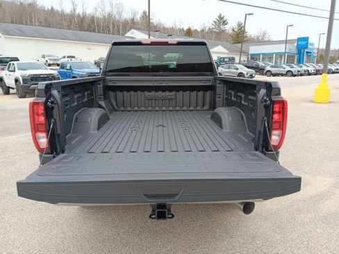New 2026 GMC Sierra 3500 SLE w/ SLE Value Package image 24
