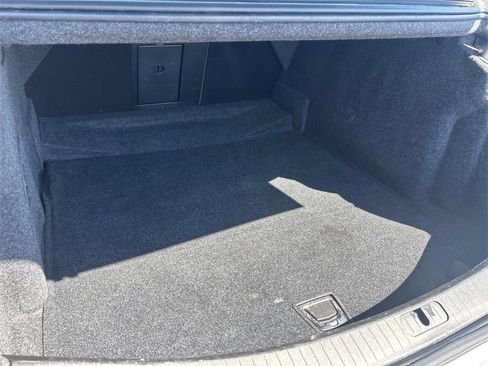 Used 2013 Cadillac XTS Platinum image 31