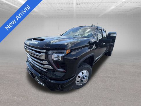 Used 2025 Chevrolet Silverado 3500 High Country w/ High Country Premium Package AWD/4WD image 1