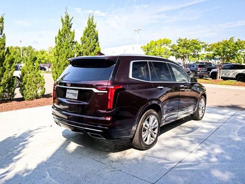 Used 2020 Cadillac XT6 Premium Luxury w/ Platinum Package AWD/4WD image 12