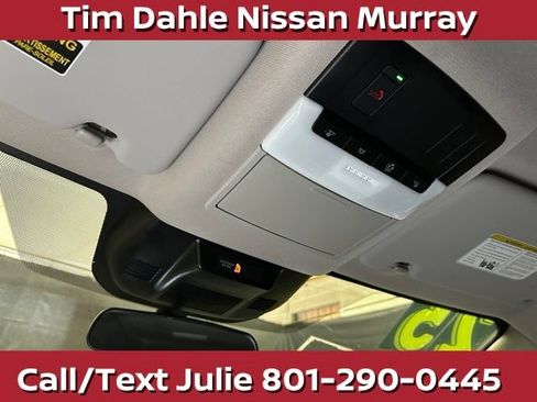 Used 2025 Nissan Rogue SV AWD/4WD image 32