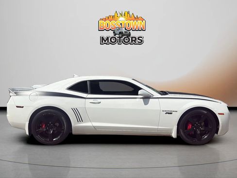 Used 2012 Chevrolet Camaro LT w/ RS Package RWD image 9
