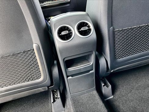 Used 2026 Mercedes-Benz GLB 250 image 19
