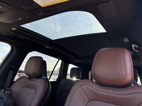 New 2025 Lincoln Aviator Reserve w/ Equipment Group 201A image 26