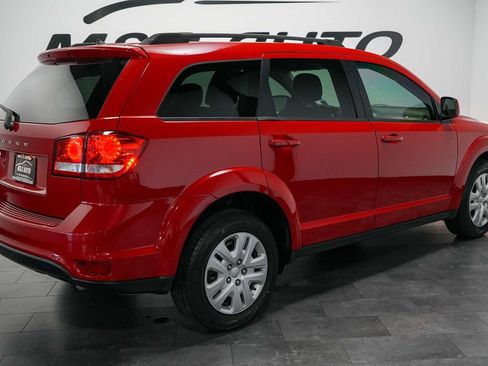 Used 2019 Dodge Journey SE FWD image 6