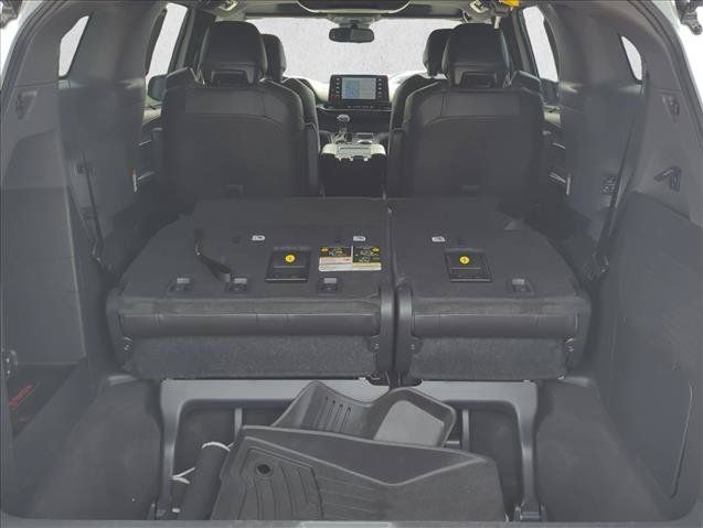 Certified 2023 Toyota Sienna XSE AWD/4WD image 25