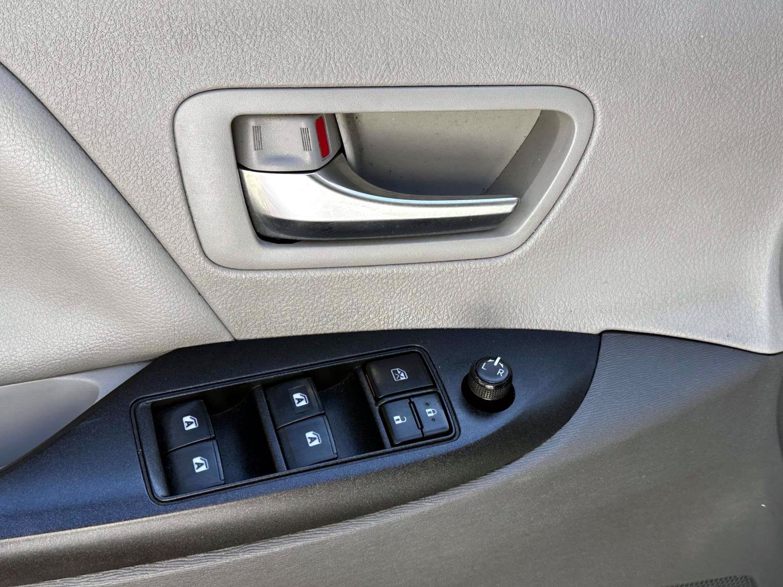 Certified 2020 Toyota Sienna LE FWD image 13