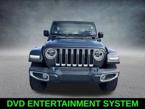 Used 2022 Jeep Wrangler Unlimited Sahara w/ Safety Group AWD/4WD image 9