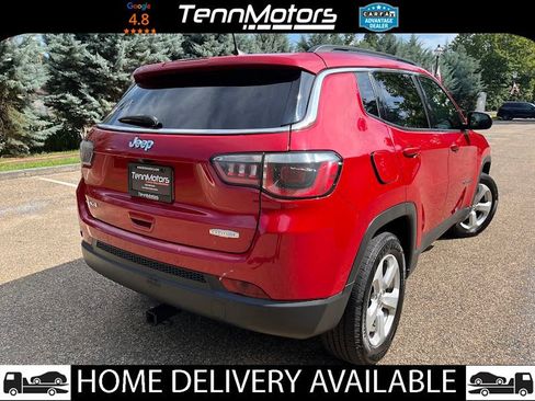 Used 2018 Jeep Compass Latitude w/ Popular Equipment Group AWD/4WD image 4