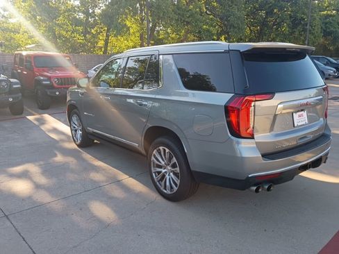Used 2023 GMC Yukon Denali image 12