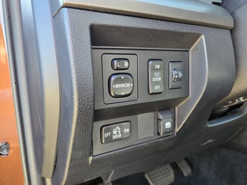 Used 2017 Toyota Tundra SR5 w/ TRD Off Road Package AWD/4WD image 15