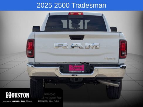 New 2025 RAM 2500 Tradesman AWD/4WD image 4