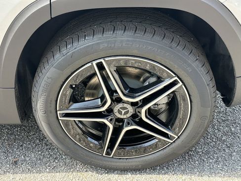 New 2026 Mercedes-Benz GLB 250 4MATIC image 23