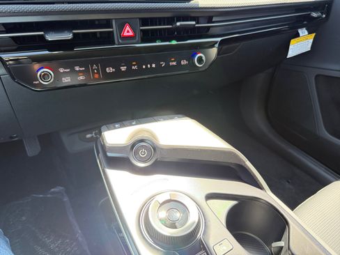 New 2026 Kia EV6 Wind RWD image 13