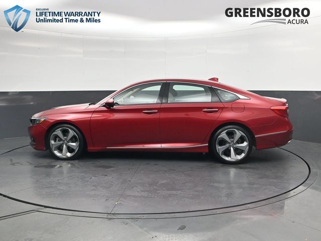 Used 2018 Honda Accord Touring image 9