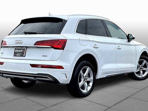 Used 2021 Audi Q5 Premium image 12