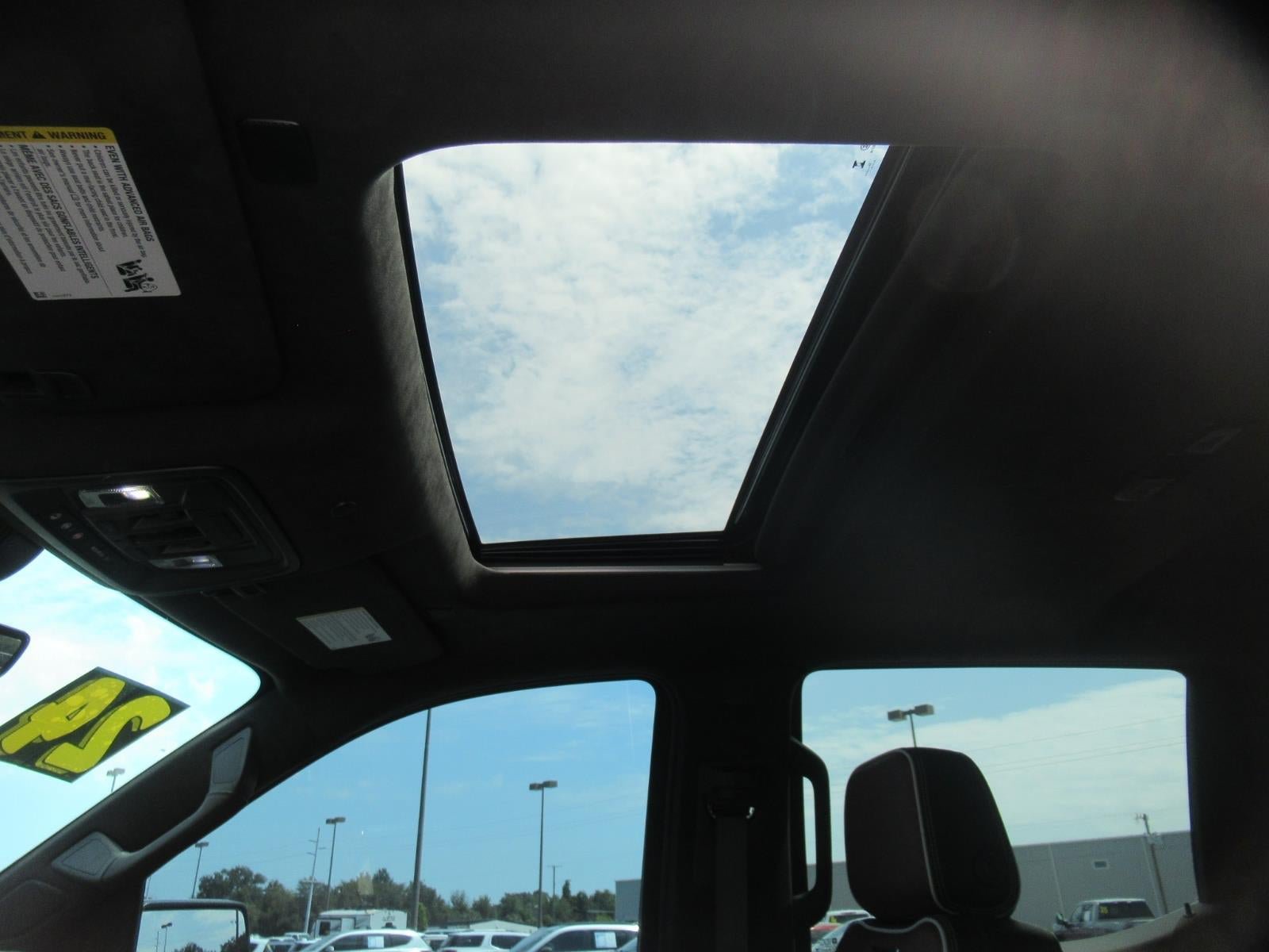 Used 2024 GMC Sierra 1500 Denali Ultimate AWD/4WD image 17