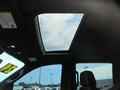 Used 2024 GMC Sierra 1500 Denali Ultimate AWD/4WD image 17
