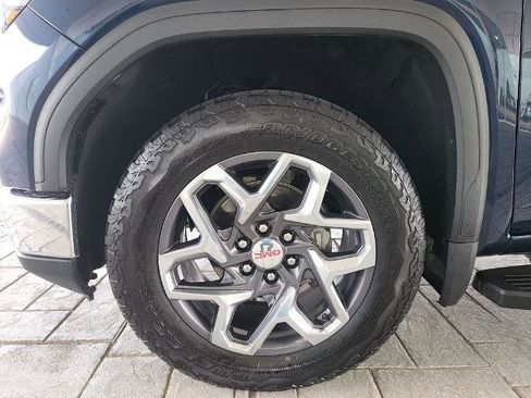 Used 2023 GMC Sierra 1500 SLT AWD/4WD image 30