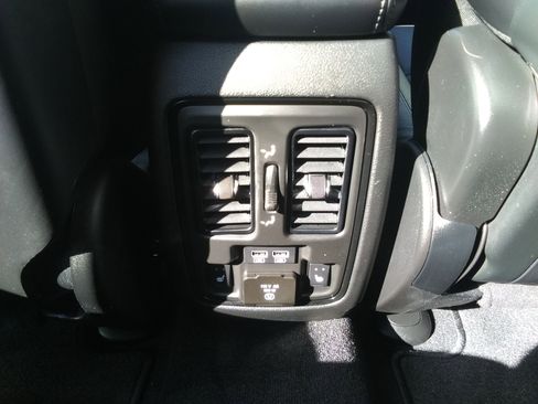 Used 2022 Dodge Durango GT image 12