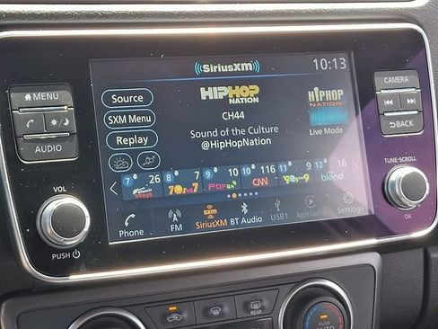 Used 2025 Nissan Leaf S FWD image 12