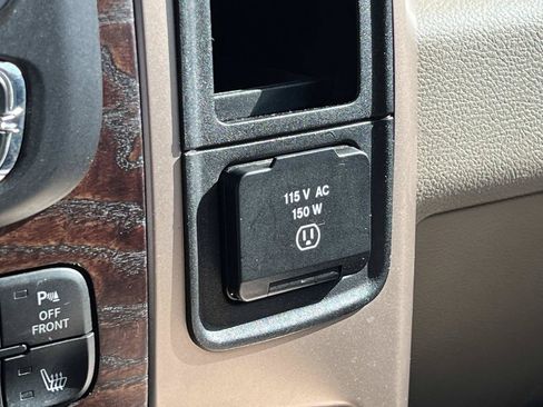 Used 2016 RAM 1500 Laramie Longhorn w/ Convenience Group AWD/4WD image 39