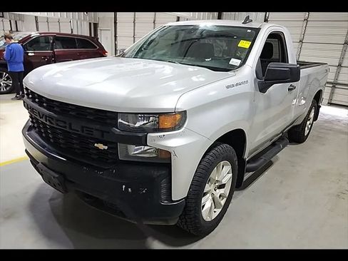 Used 2021 Chevrolet Silverado 1500 W/T w/ WT Value Package AWD/4WD image 3