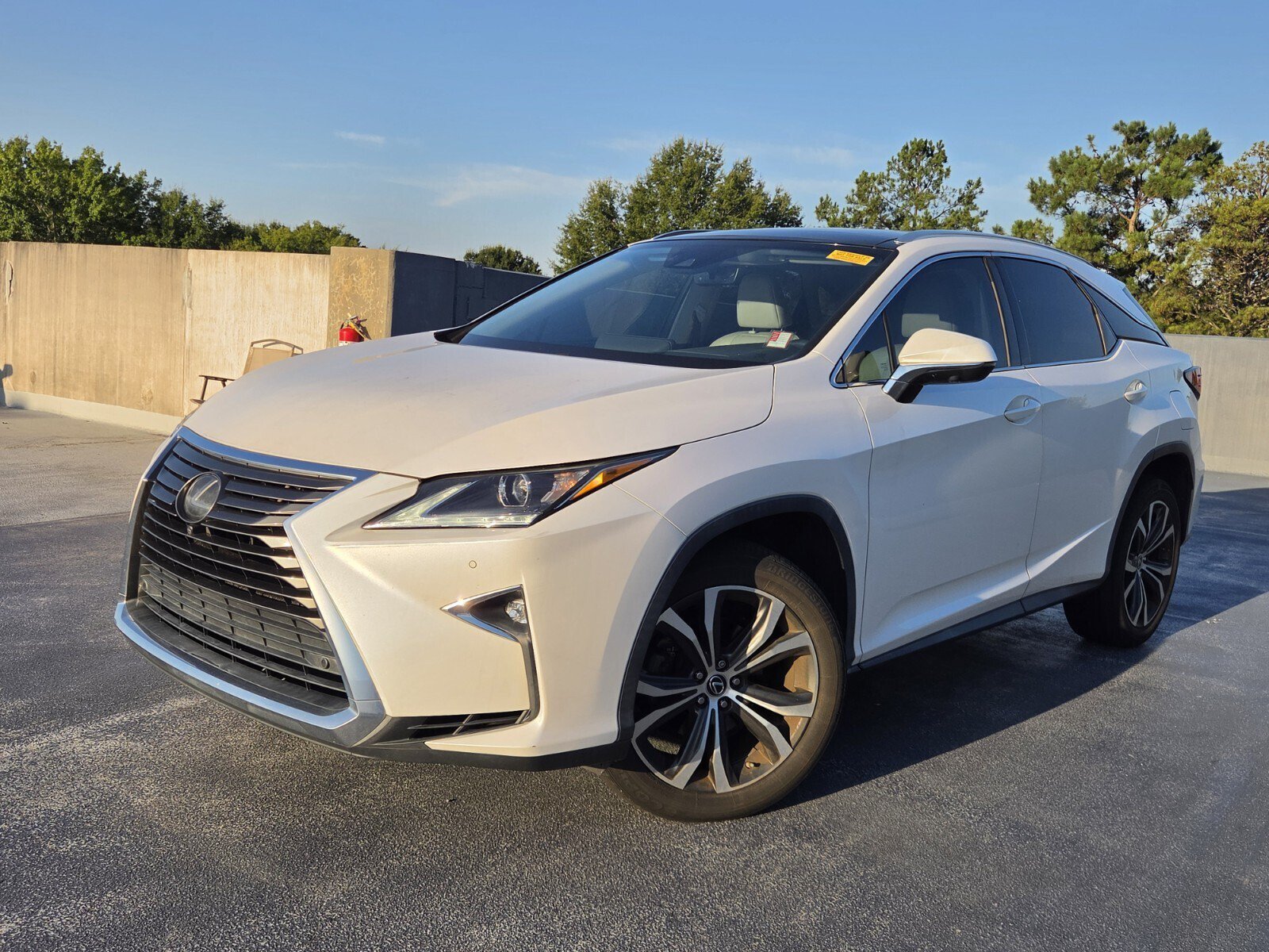 Used 2019 Lexus RX 350 FWD w/ Navigation Package image 1