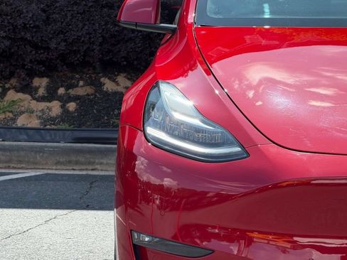Used 2022 Tesla Model Y Long Range AWD/4WD image 4