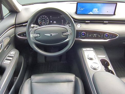 Certified 2022 Genesis GV70 2.5T w/ Advanced Package AWD/4WD image 12