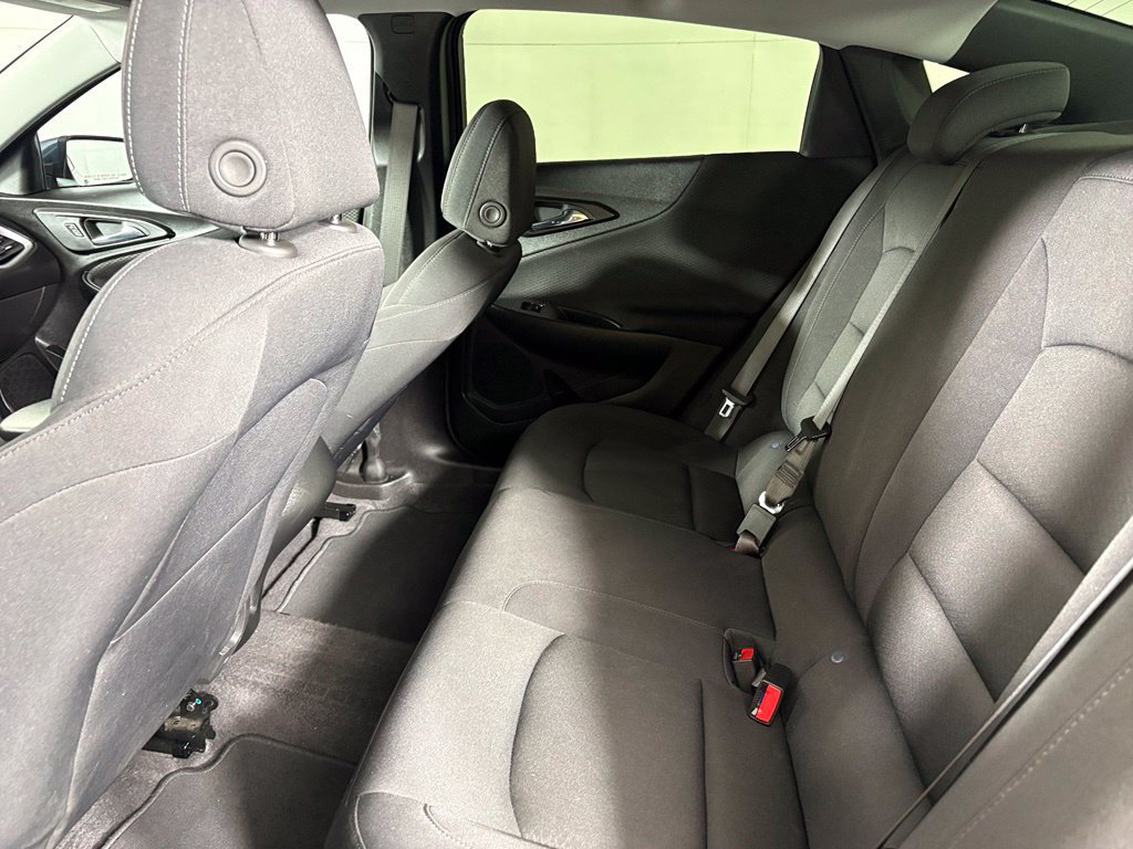 Used 2024 Chevrolet Malibu RS FWD image 35