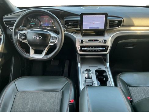 Used 2023 Ford Explorer Timberline w/ Timberline Technology Package image 17