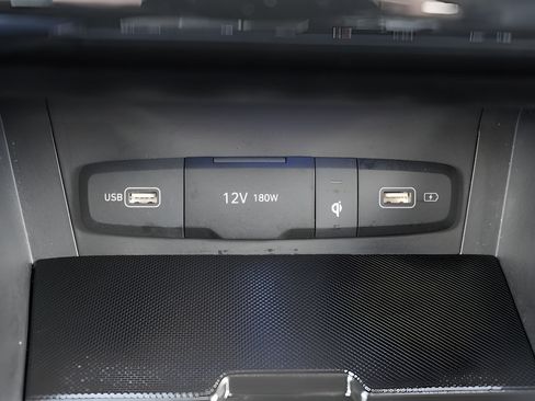 Certified 2024 Hyundai Tucson Limited AWD/4WD image 37