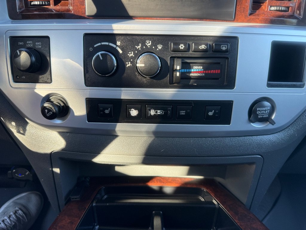 Used 2008 Dodge Ram 2500 Truck Laramie w/ Trailer Tow Group AWD/4WD image 32